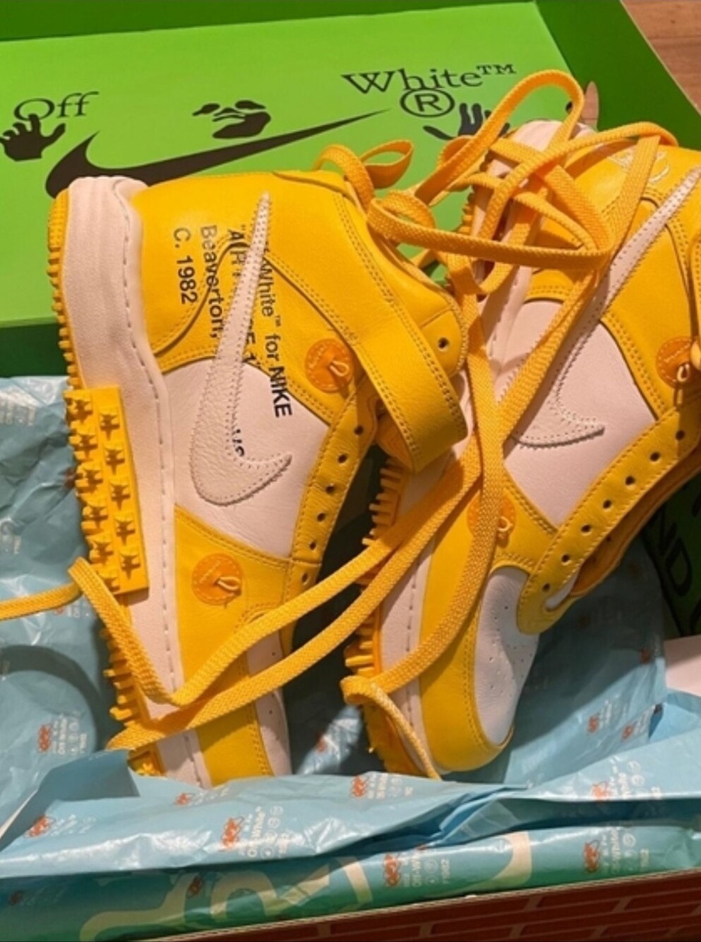 Stylish Yellow and White Sneakers